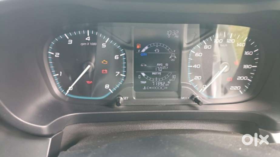 Tata Altroz 1.2 Xe, 2020