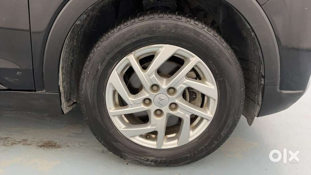 Mahindra Xuv300 W8 Amt Optional Diesel, 2022, Petrol