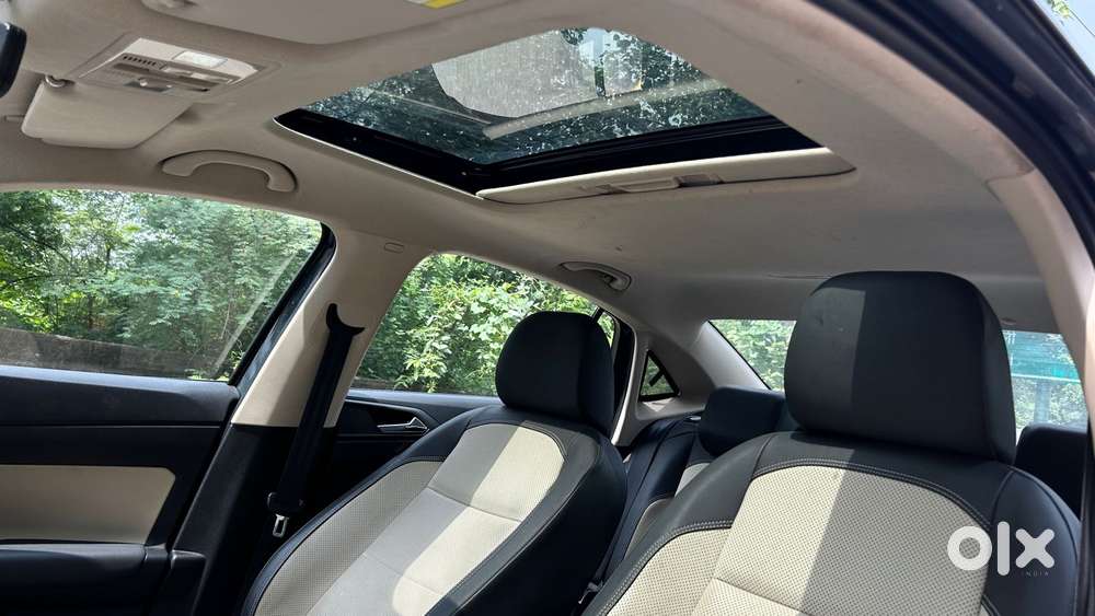 Skoda Slavia Style 1.0l Tsi At, 2023, Petrol