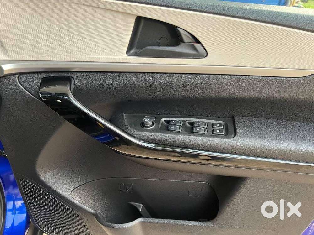 Mahindra Xuv700, 2025, Diesel