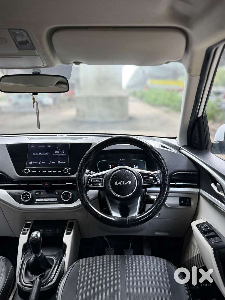 Kia Carens 1.5 Prestige 7 Str, 2023, Petrol