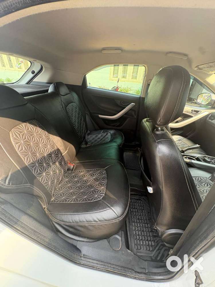 2022 Tata Nexon Xm Petrol  22,000 Km  Single Owner