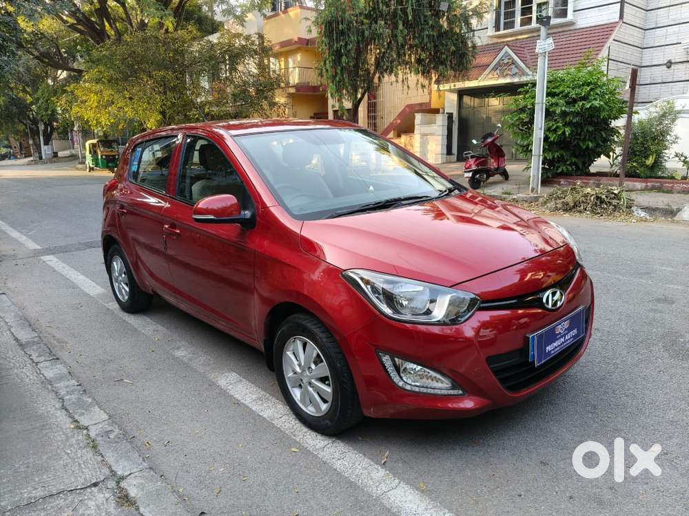 Hyundai I20 Sportz Plus, 2014, Petrol