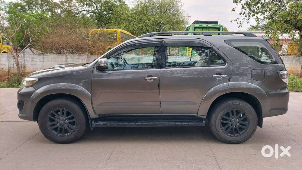 Toyota Fortuner 3.0 4x2 Automatic, 2012, Diesel