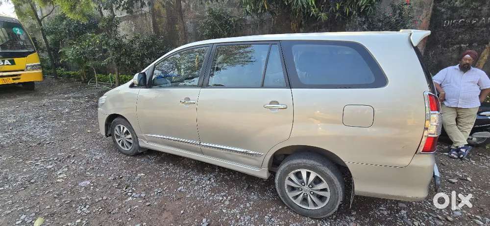 Toyota Innova Vx 7 Seater 2015