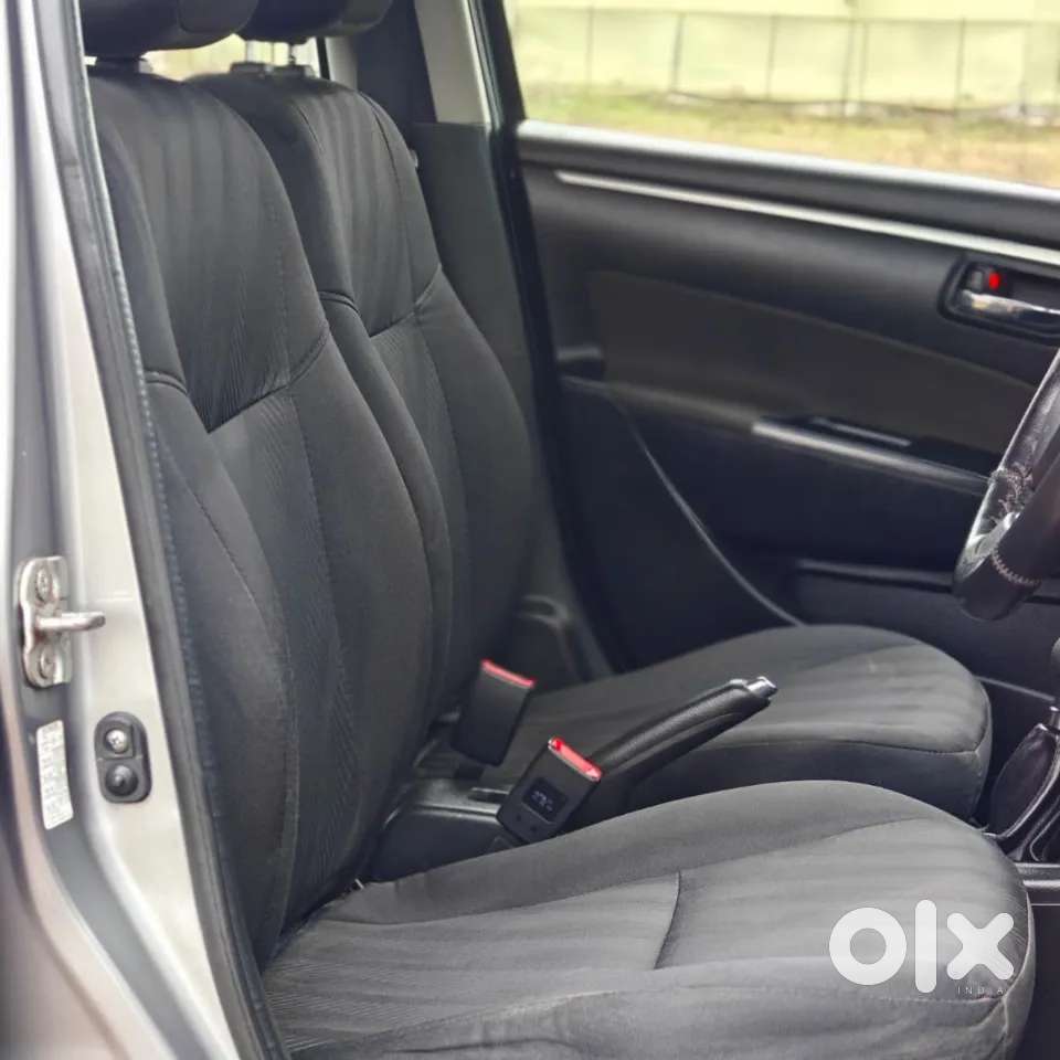 Maruti Suzuki Swift Vxi, 2012, Petrol