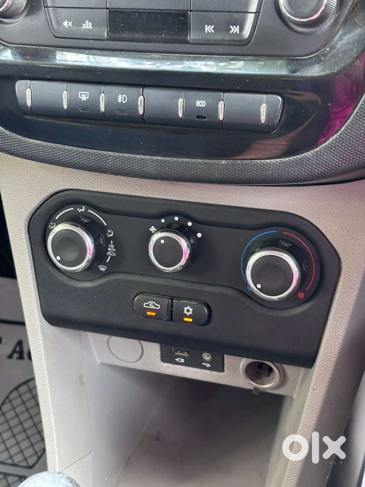 Tata Tiago Petrol 2018