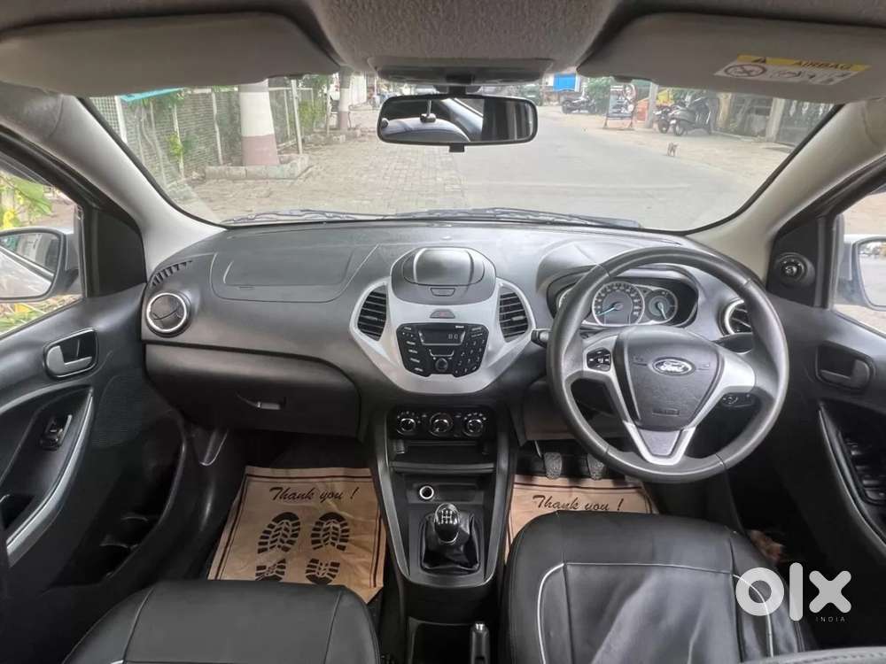 Ford Figo Titanium, 2016, Petrol
