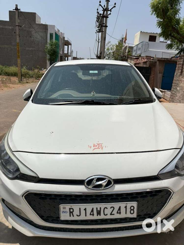 Hyundai Petrol 2017 Car