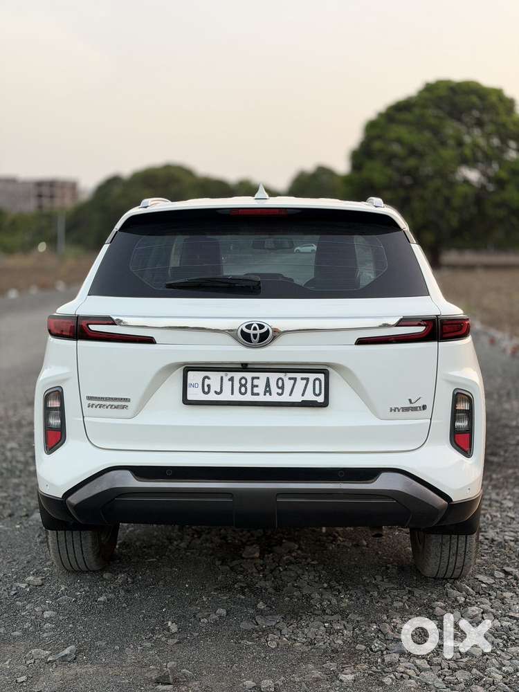 Toyota Urban Cruiser Hyryder 1.5 V Hybrid, 2023, Petrol
