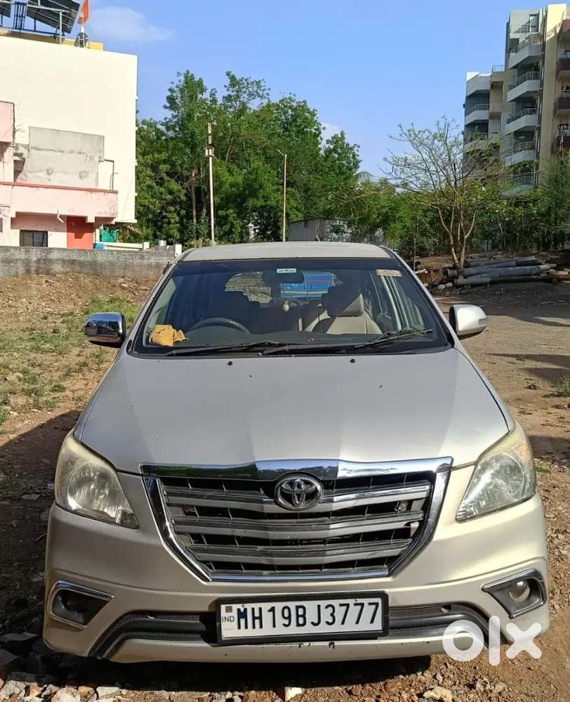 Toyota Innova 2012 Diesel Well Maintained