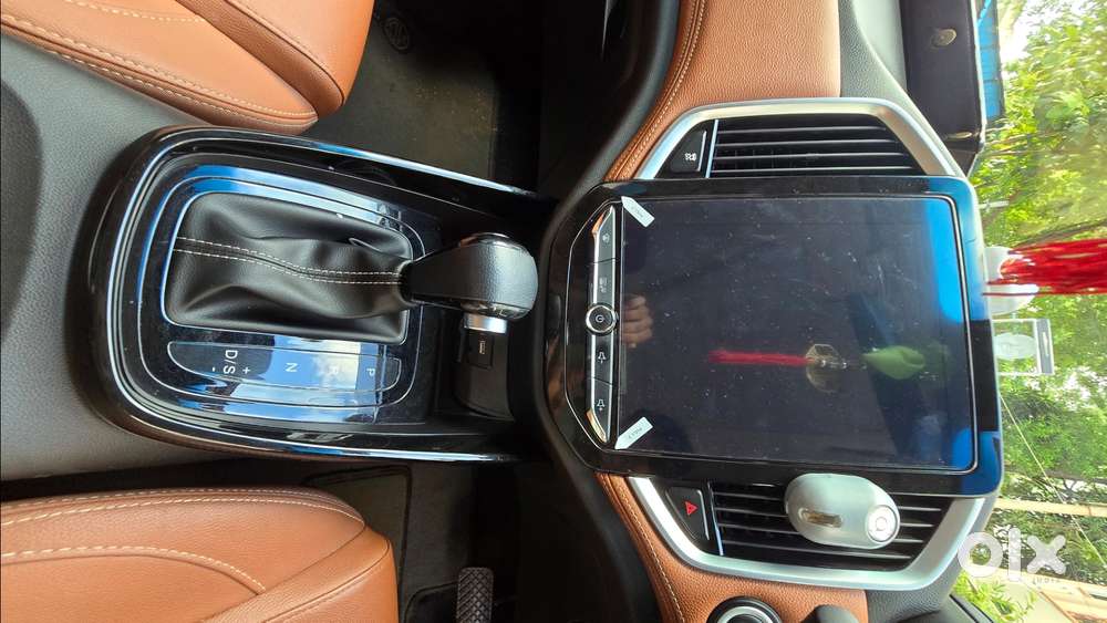 Mg Hector Plus 2021 Petrol Well Maintained