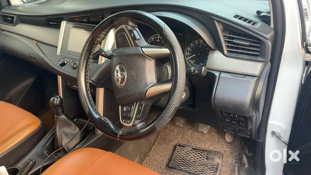 Toyota Innova Crysta 2.4 2021