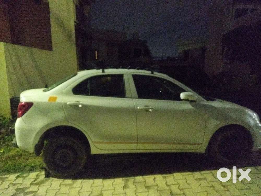 Maruti Suzuki Dzire 2022 Petrol 135000 Km Driven