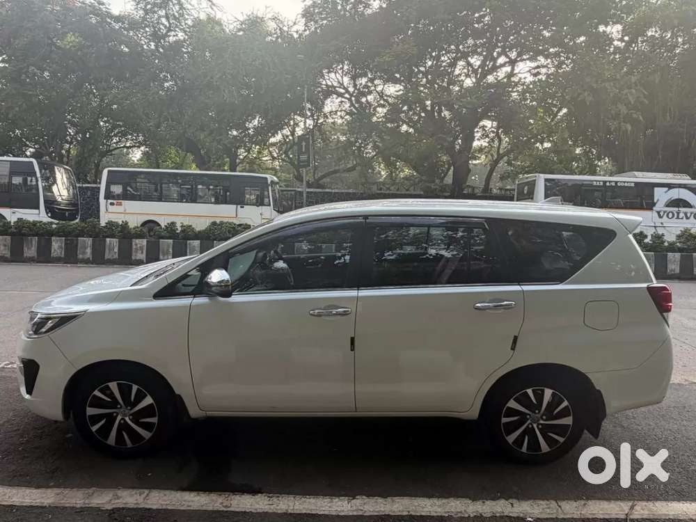 Toyota Innova Crysta [2020-ongoing] 2.7 Zx At 7 Str, 2022, Petrol