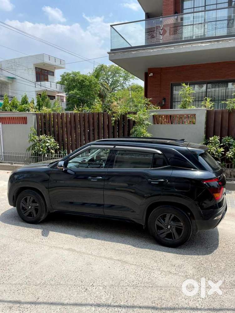 Hyundai Creta Petrol Sunroof 8/2023 S+ Knight Edition