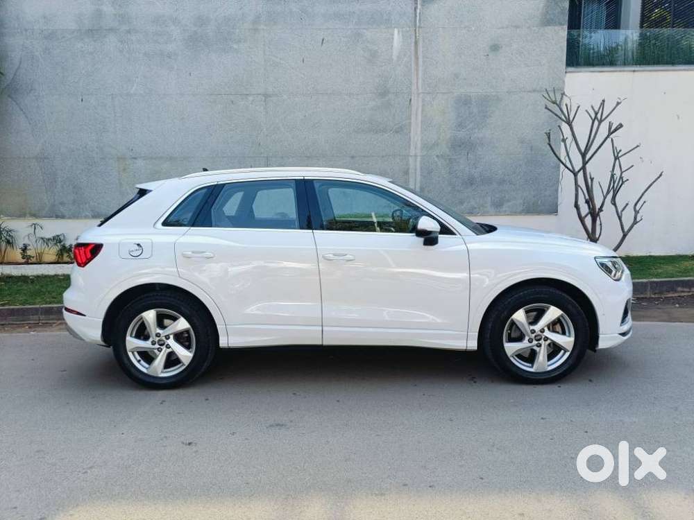 Audi Q3 40 Tfsi Premium Plus, 2022, Petrol