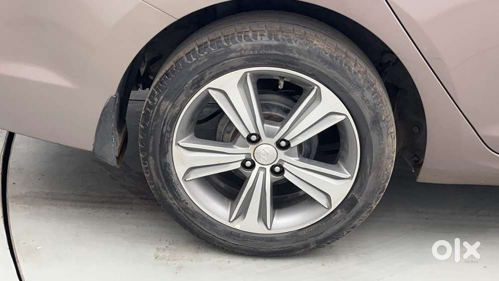 Hyundai Verna [ ] Fluidic 4s 1.6 Crdi Sx (o) At, 2018, Petrol