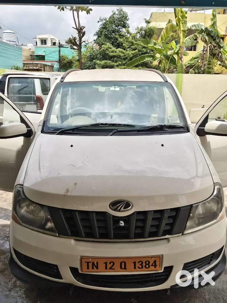 Mahindra Xylo 2016