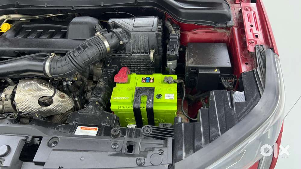 Mahindra Xuv300 W8 Option Diesel, 2022, Diesel