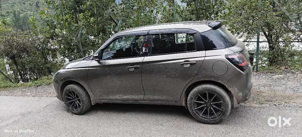 Maruti Suzuki Swift Vxi 2025