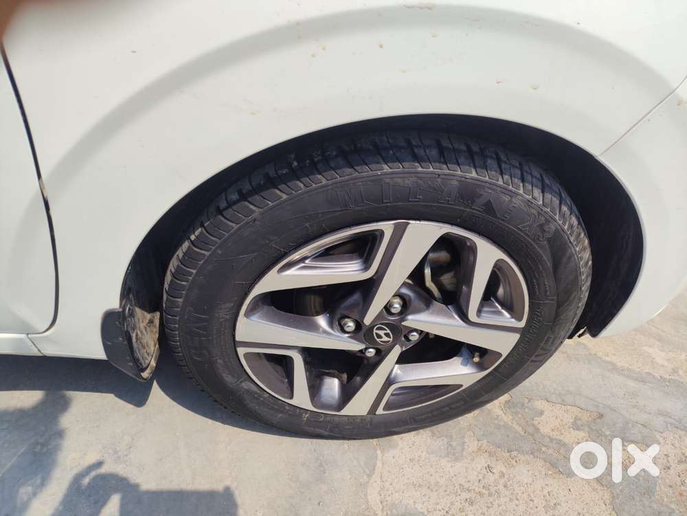 Hyundai Aura Sx 1.2 (o) Petrol, 2022, Petrol