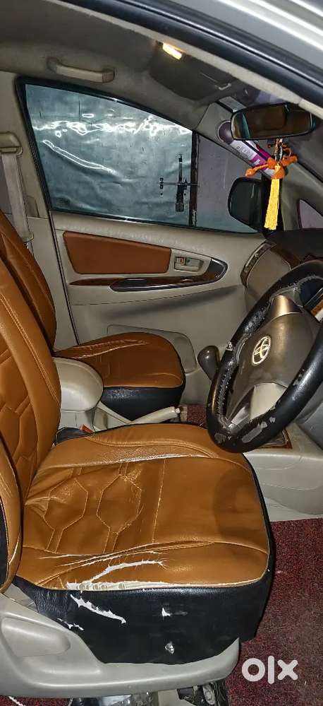 Toyota Innova 2.5 Gx 2014