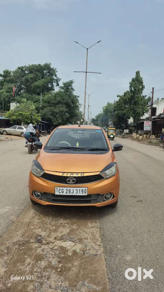 Tata Tiago Revotron 2019