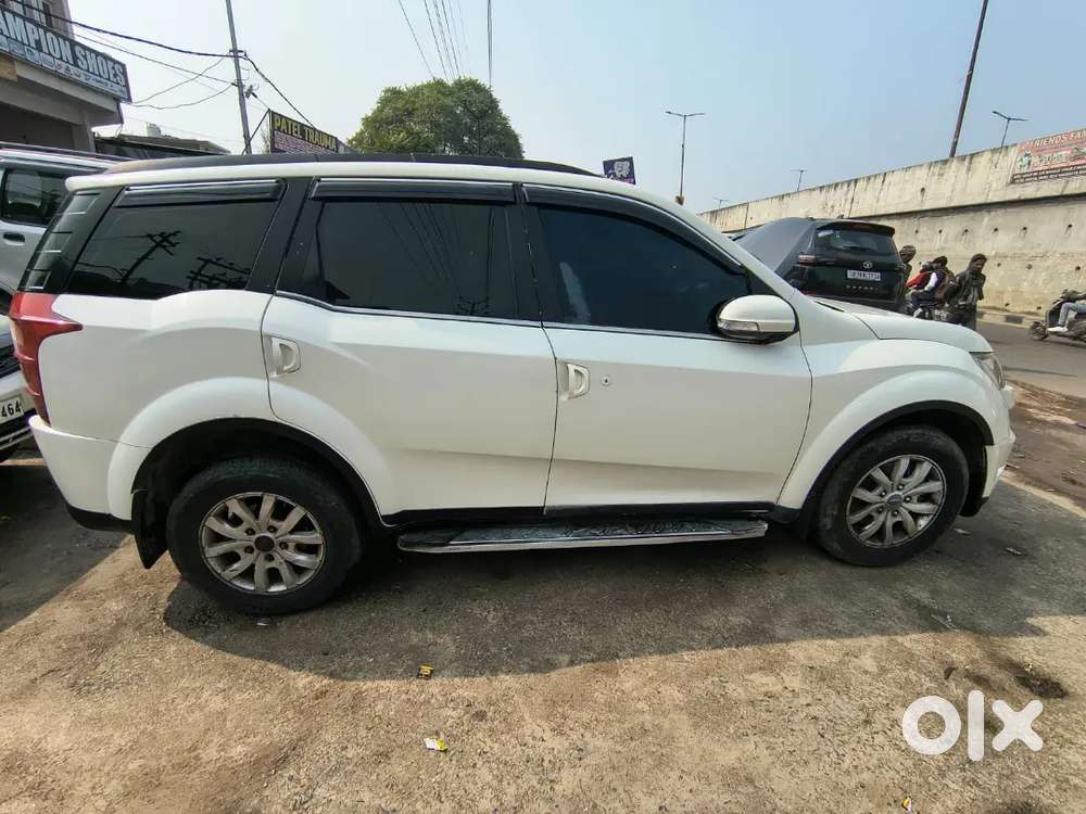 Sunroof Wali Mahindra Xuv 500 (automatic) – Best Condition Ki Gadi!