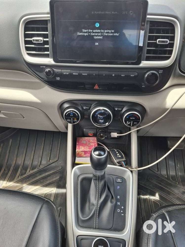 Hyundai Venue 1.0 Sx (o) Turbo Dct, 2024, Petrol