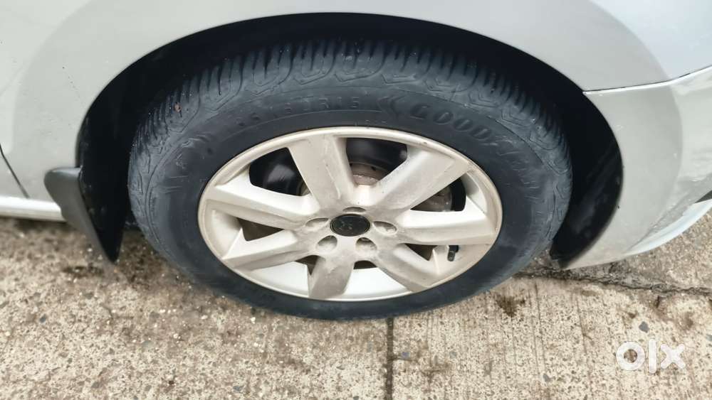 Volkswagen Vento Petrol Highline, 2011, Petrol