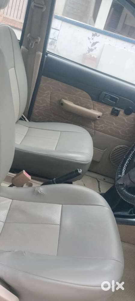Chevrolet Tavera Neo Lt-l - 7 Seats Bsiii, 2013, Diesel
