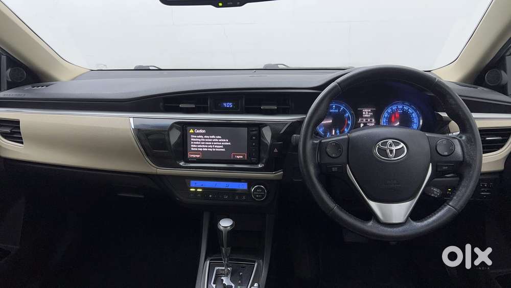 Toyota Corolla Altis 2013-2017 Vl At, 2015, Petrol