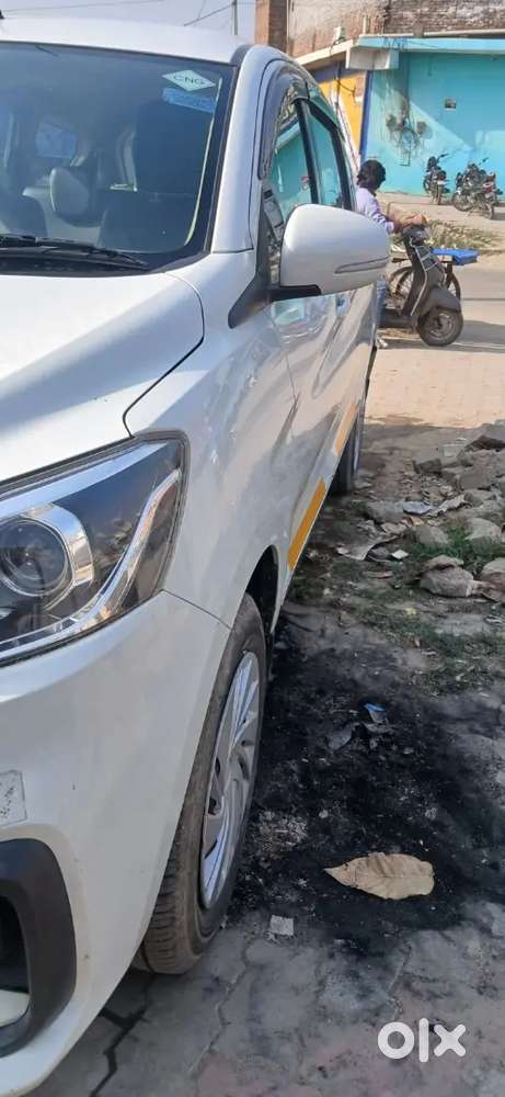 Maruti Suzuki Ertiga 2025 Cng & Petrol 32000 Km Driven