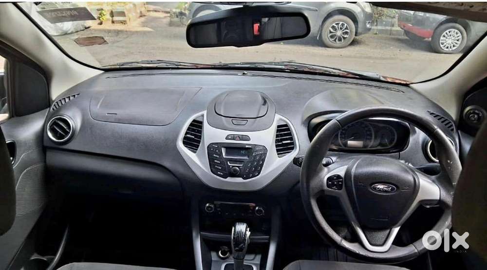 Ford 1.5 Titanium Automatic 2016