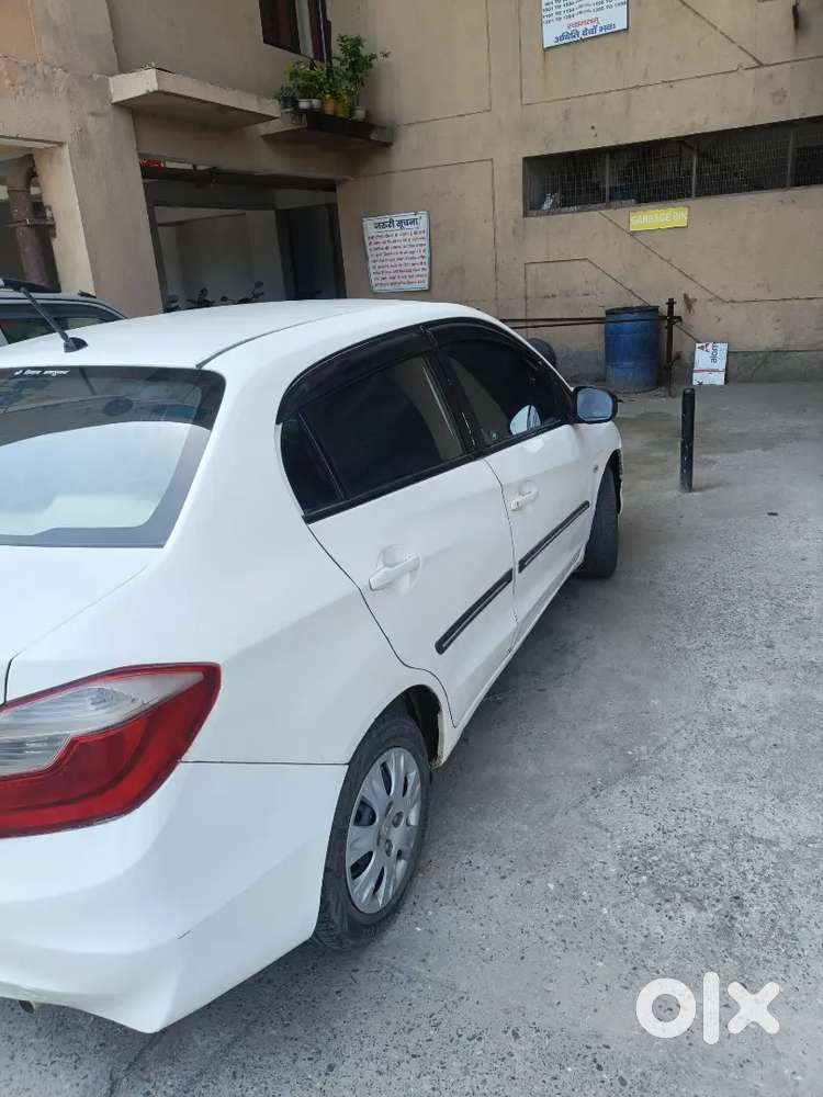 Honda Amaze 2017 Manual Petrol & Cng On Paper Second Owner