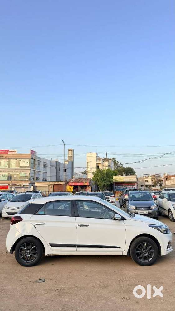 Hyundai I20 1.4 Sportz, 2019, Cng & Hybrids