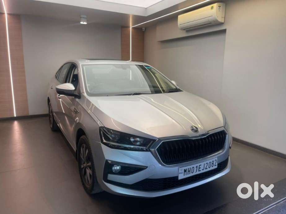 Skoda Slavia Style 1.0l Tsi At, 2013, Petrol