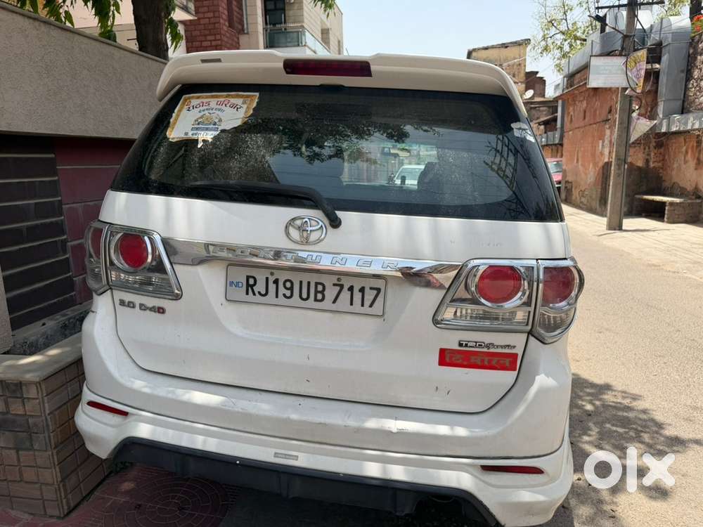 Toyota Fortuner Diesel 2012