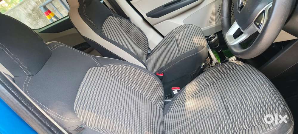 Renault Triber Rxz, 2024, Petrol