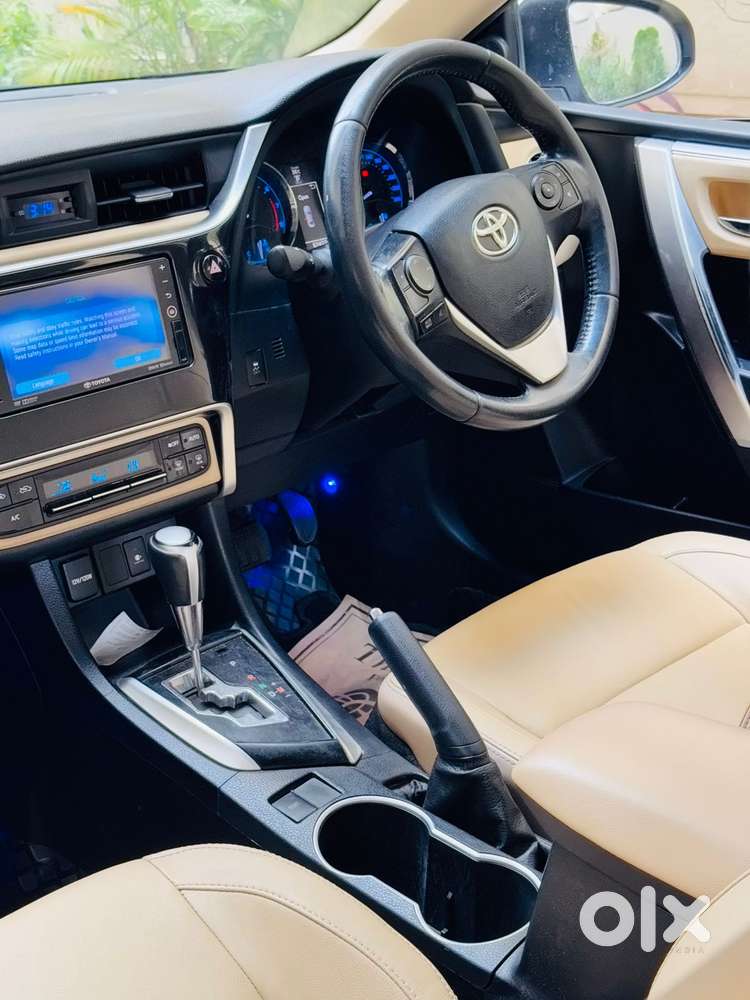Toyota Corolla Altis 2013-2017 Vl At, 2017, Petrol
