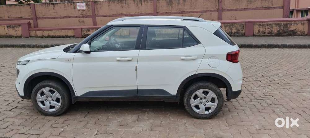 Hyundai Venue S Mt 1.2 Kappa, 2021, Petrol