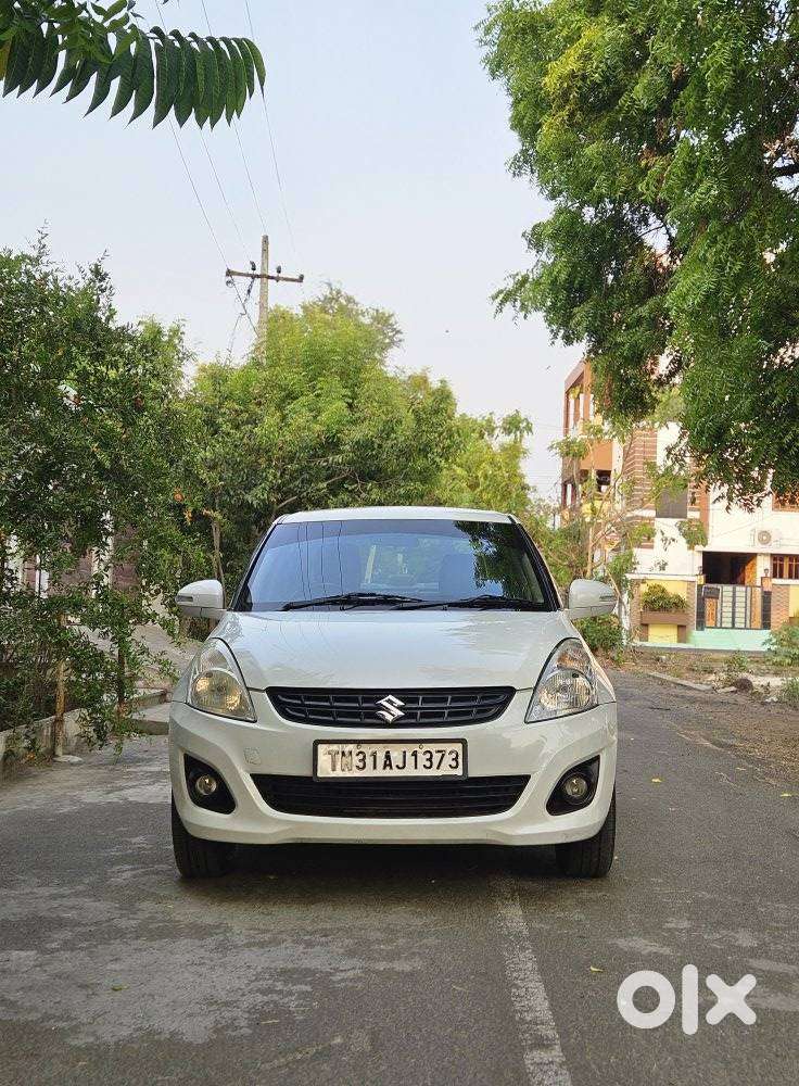 Maruti Suzuki Swift Dzire 1.2 Zxi Bsiv, 2013, Petrol