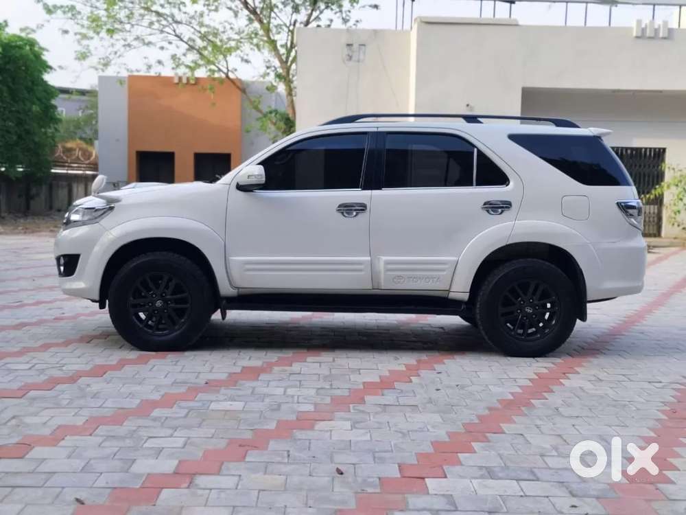 Toyota Fortuner, 2014, Diesel