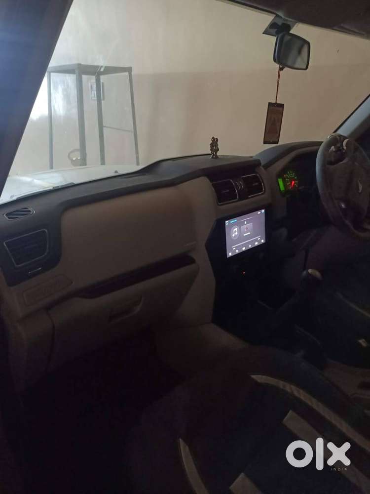 Mahindra Scorpio 2016