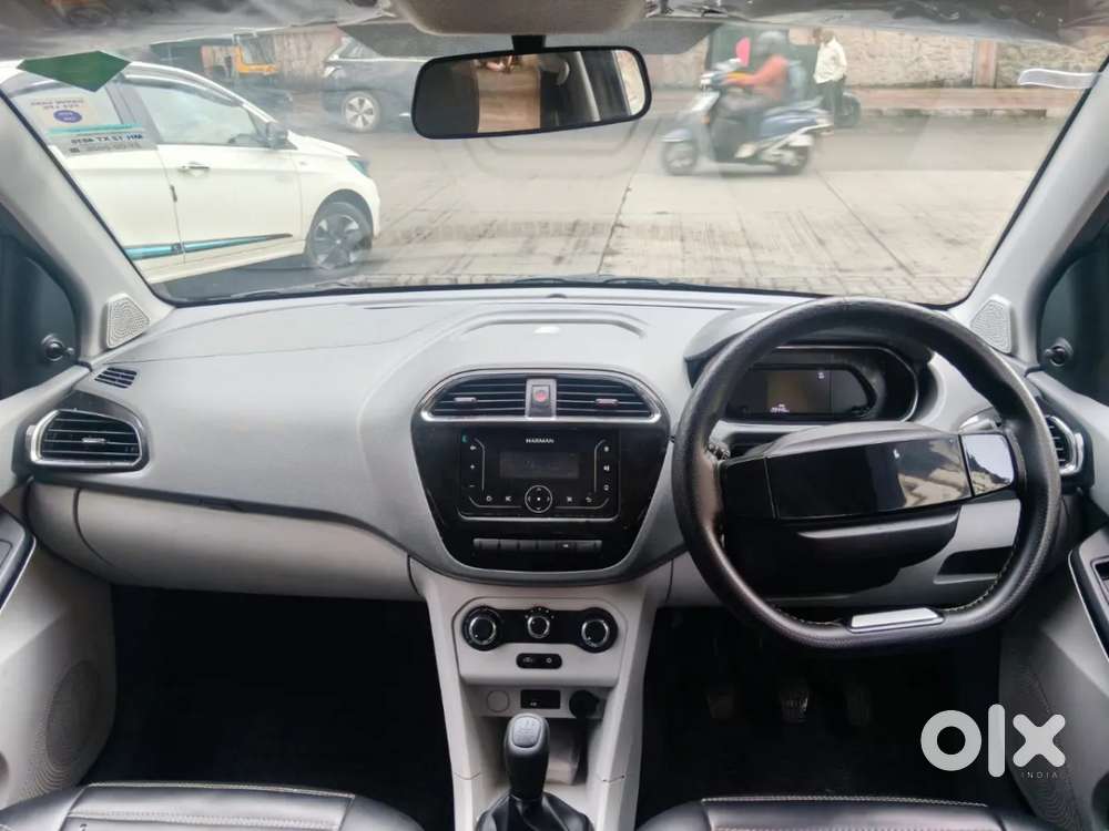 Tata Tiago 1.2 Revotron Xm Cng, 2025, Cng & Hybrids