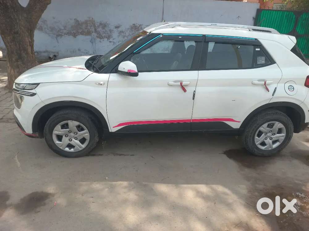 Hyundai Venue 2020 Cng & Hybrids Good Condition