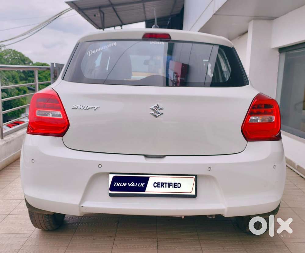 Maruti Suzuki Swift Vxi Optional, 2022, Petrol