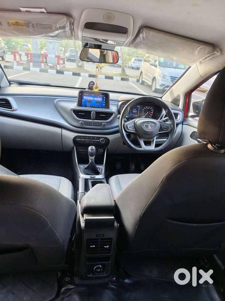 Tata Altroz Xz, 2020, Petrol