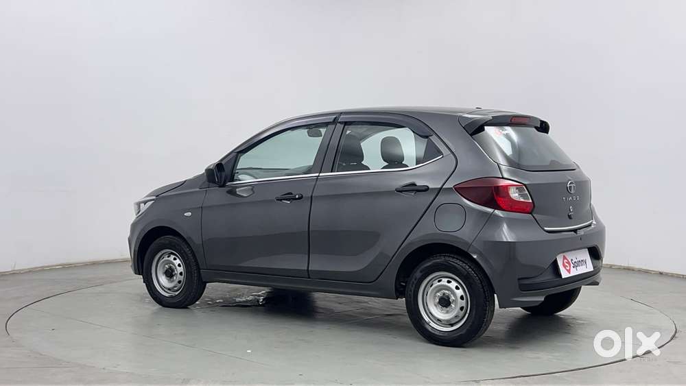 Tata Tiago Xe, 2025, Petrol